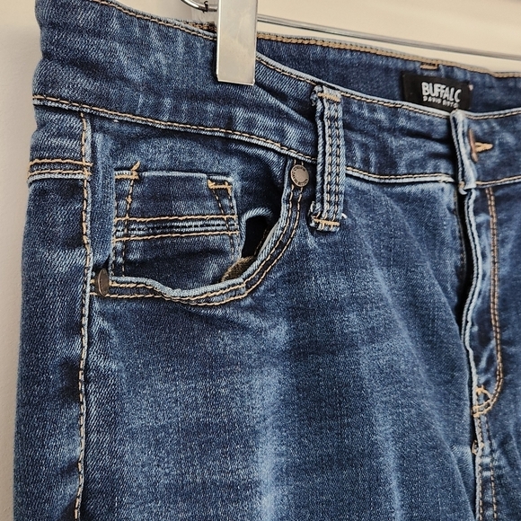 BUFFALO DAVID BITTON Women's Jess Rip & Repair Mid-Rise Skinny Jeans 8/29 - Picture 2 of 8